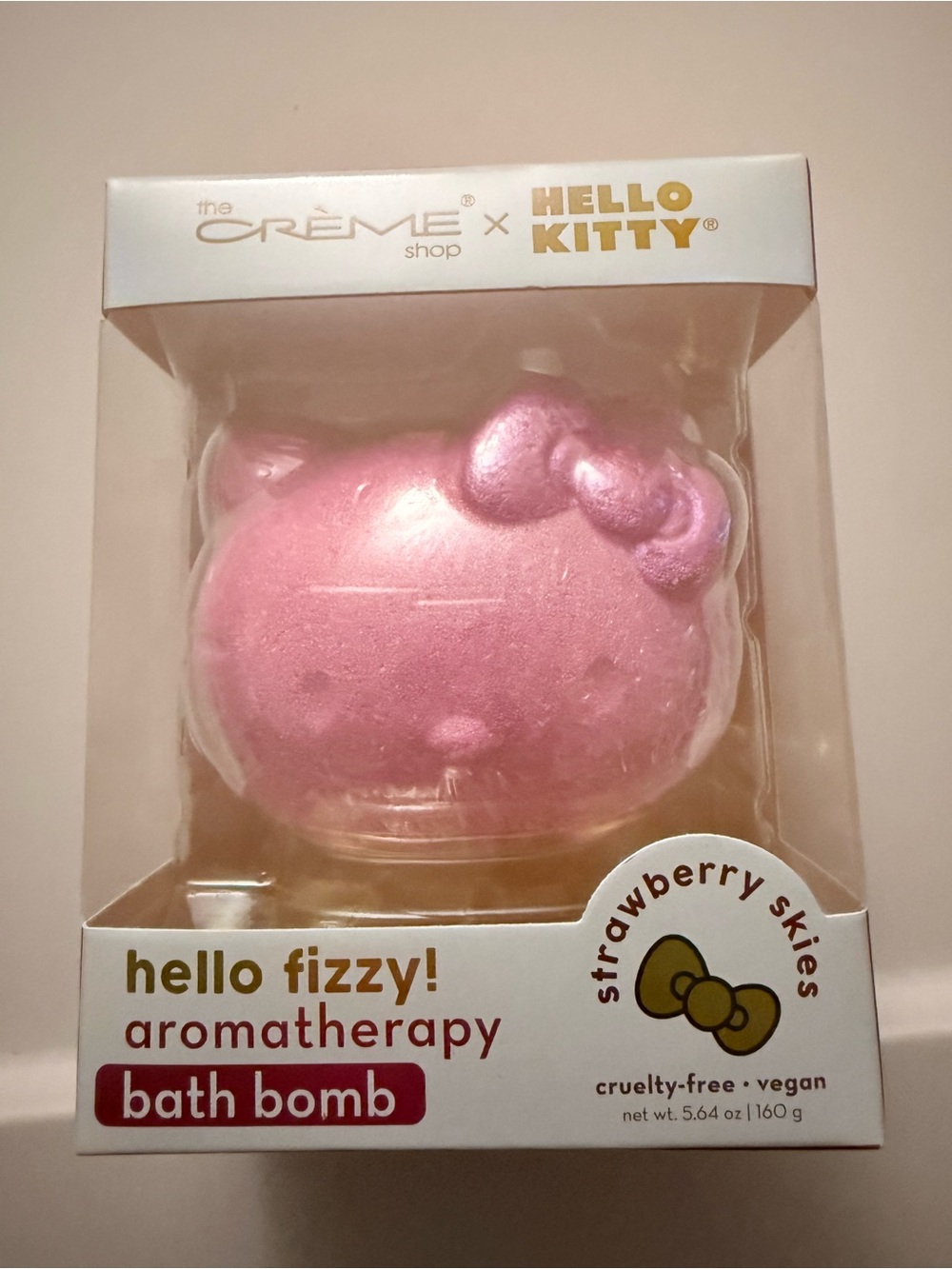 Hello Kitty Aromatherapy Bath Bomb - Strawberry Skies